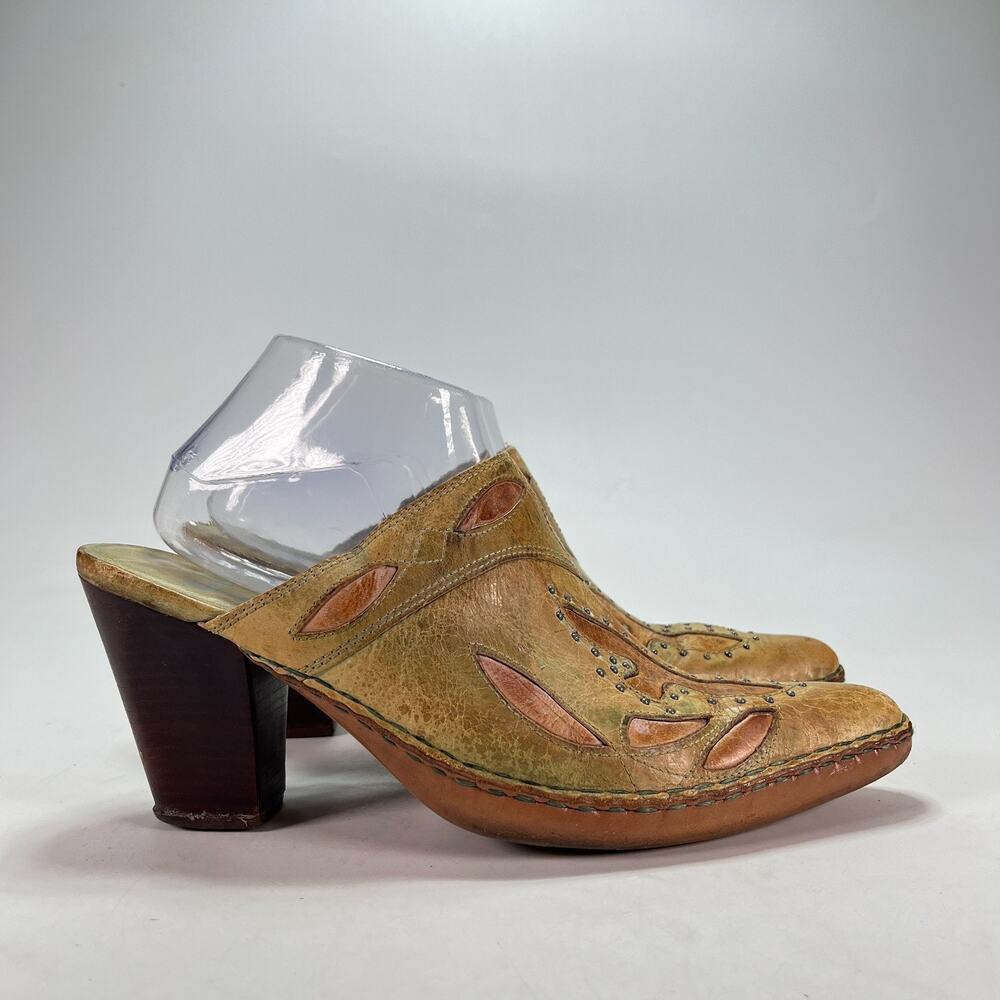 Frye Phoenix Tan Distressed Studded Western Inlay Pointed Mules Womens Size 9.5M